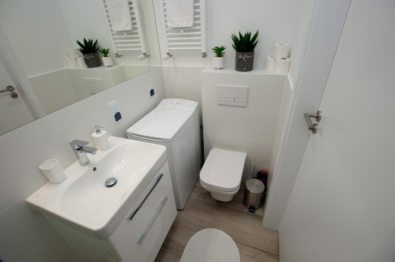 Apartament Ikar Z Widokiem Na Morze W Kompleksie Platinium 레왈 외부 사진